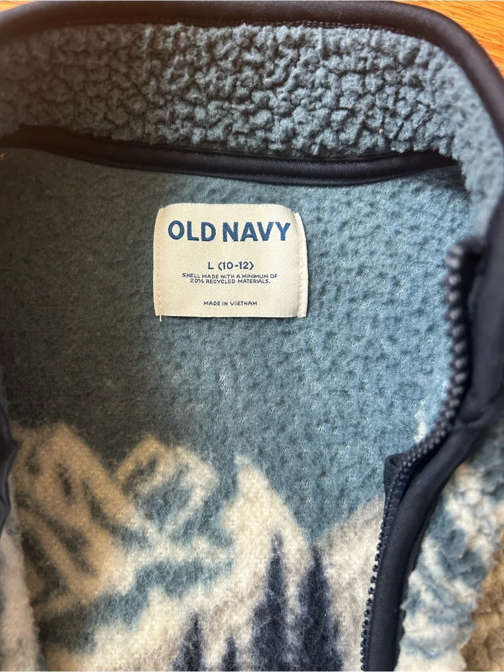 Like new Old Navy boys Sherpa Fleece Jacket size L 10/12